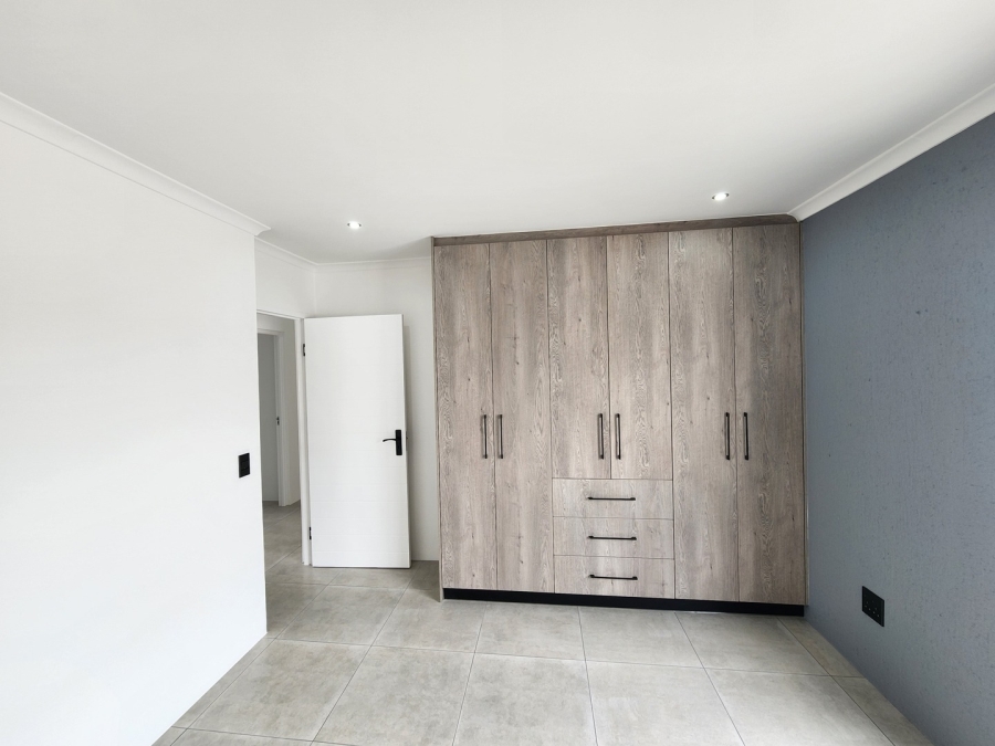 3 Bedroom Property for Sale in Country Club Western Cape